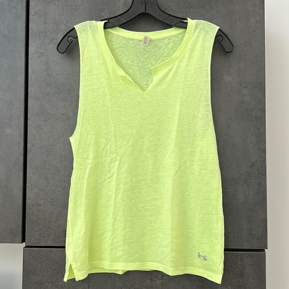 Under Amour Womens Neon Green Yellow Sleeveless Workout Top Size Small Raw Hem - Picture 9 of 14